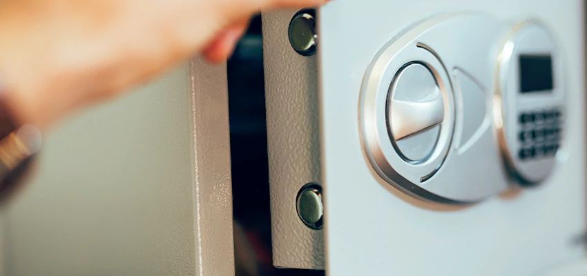 Fingerprint Safe Openers in Marina del Rey, CA